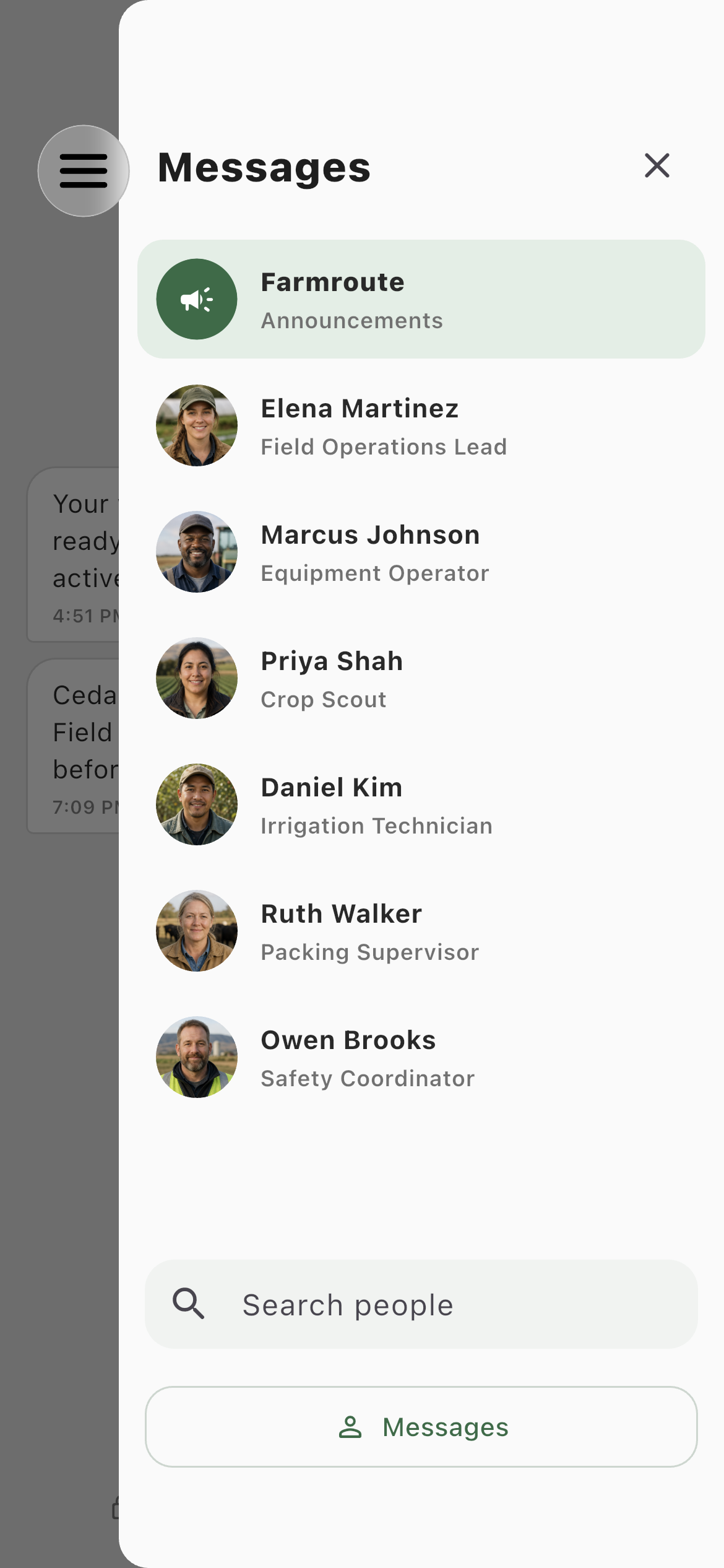 Farmroute farm profile message roster with Farmroute announcements and six workers